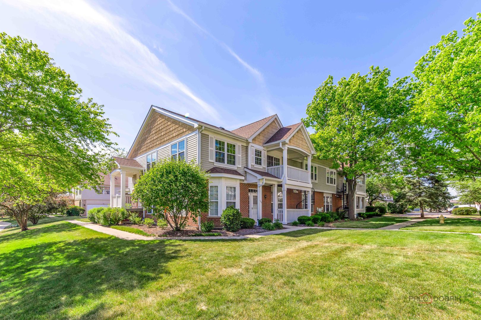 1155 georgetown Way, Vernon Hills, IL 60061