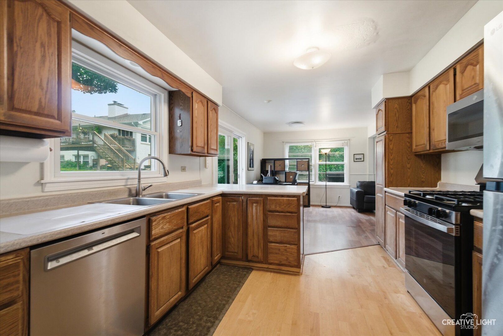 221 E Elm Street, Wheaton, IL 60189