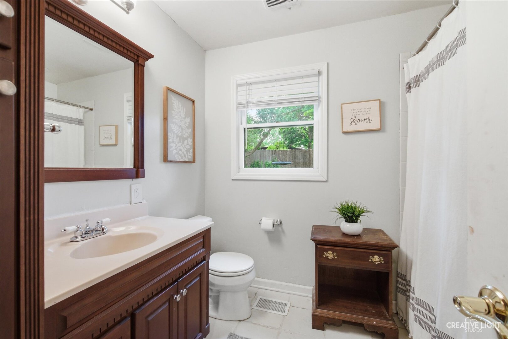 221 E Elm Street, Wheaton, IL 60189