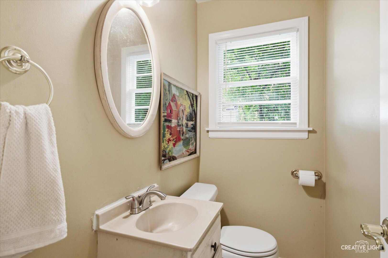 221 E Elm Street, Wheaton, IL 60189