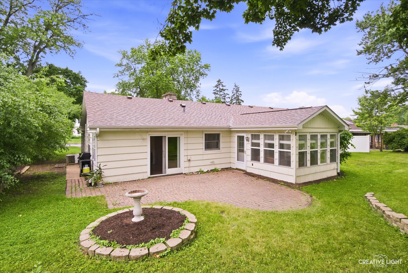 221 E Elm Street, Wheaton, IL 60189