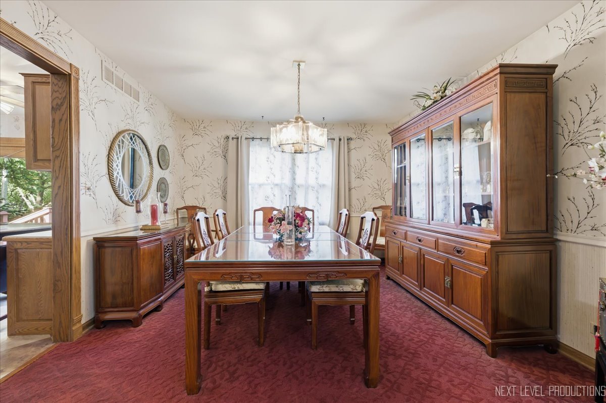 5148 Lincoln Avenue, Lisle, IL 60532
