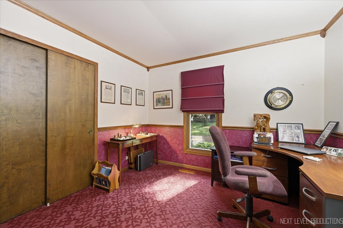 5148 Lincoln Avenue, Lisle, IL 60532