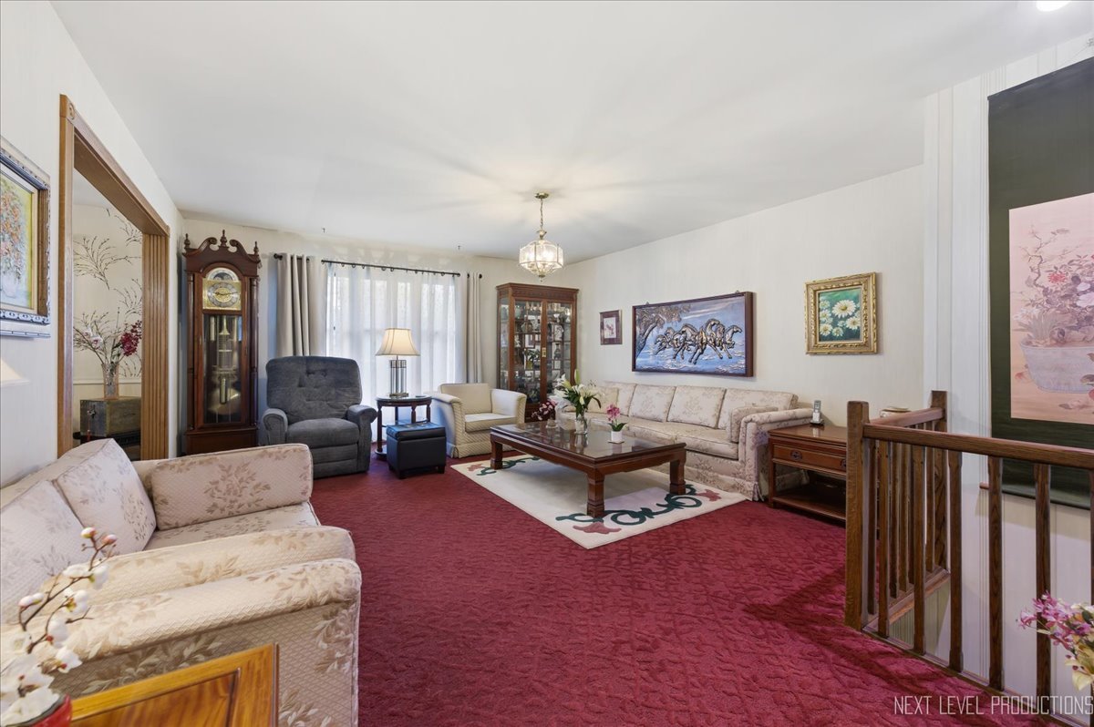 5148 Lincoln Avenue, Lisle, IL 60532