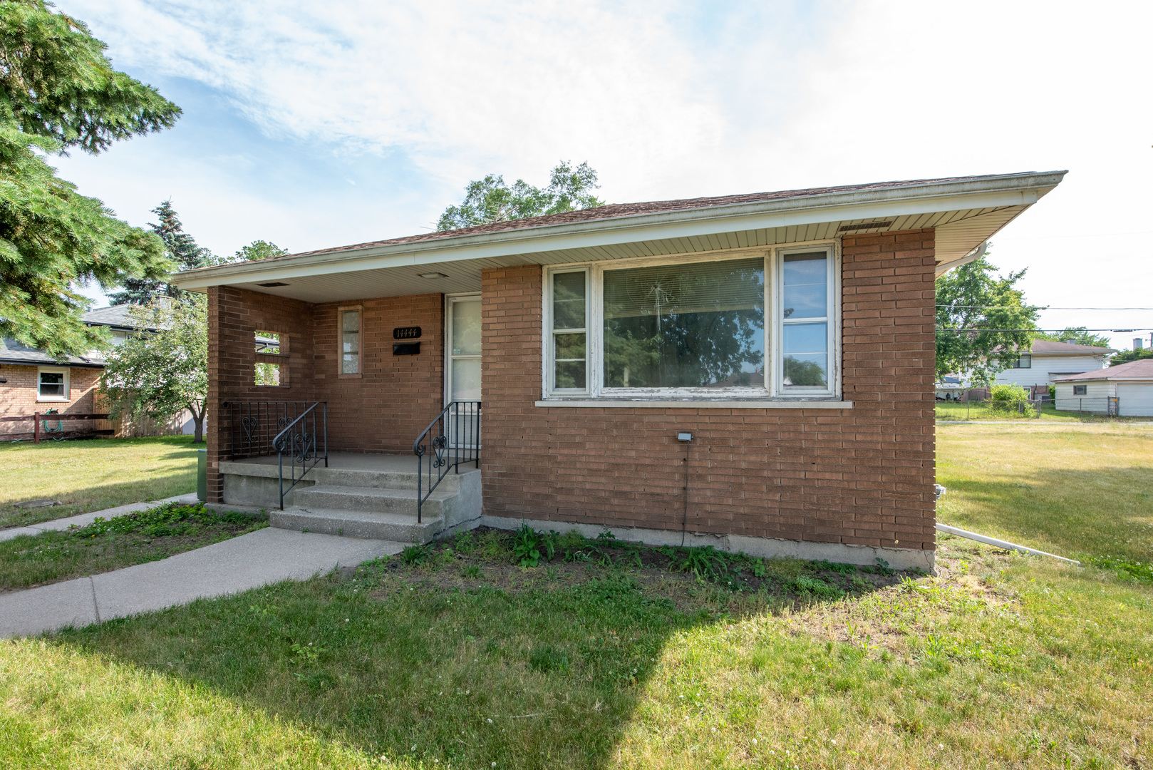 14444 Shepard Drive, Dolton, IL 60419