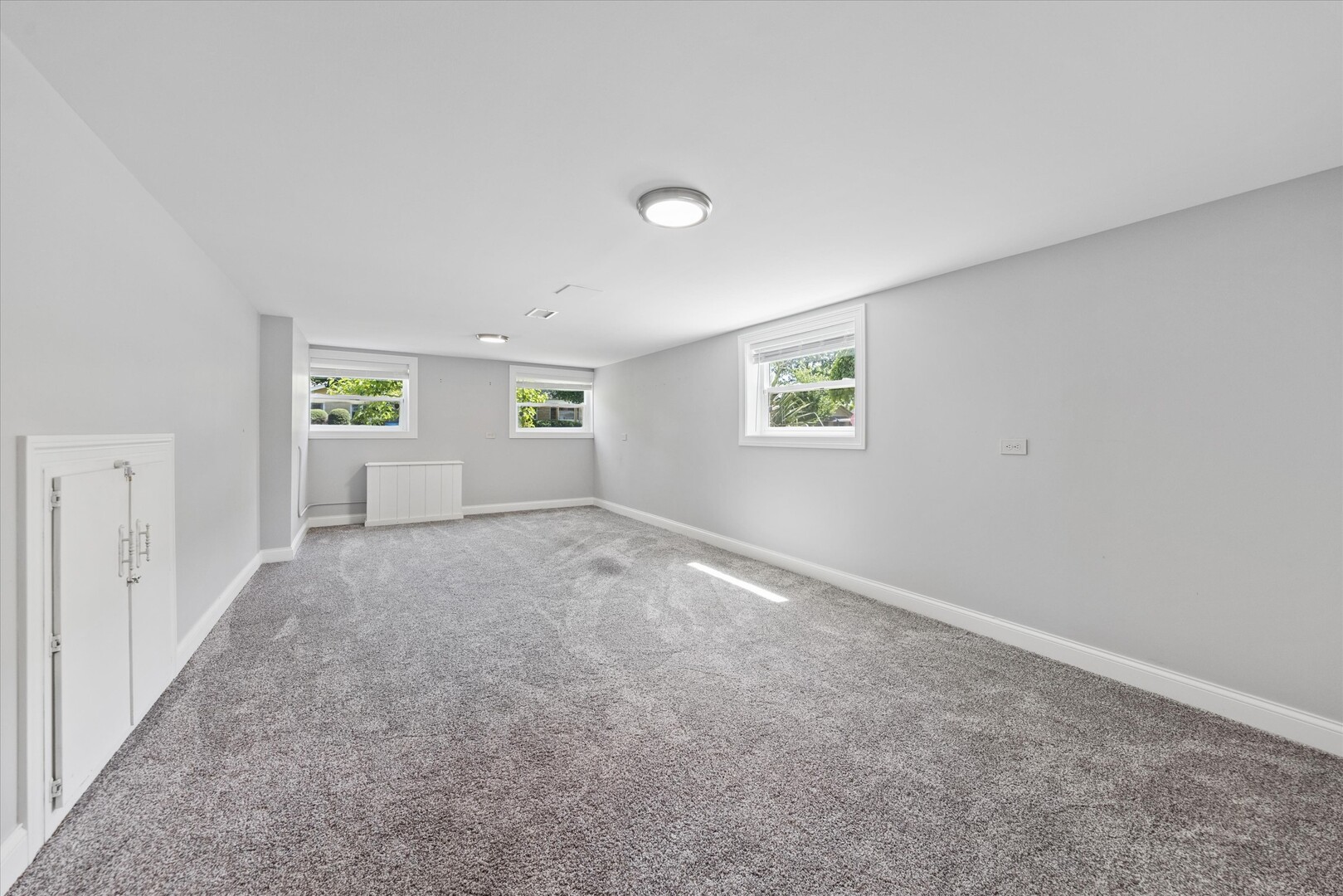 408 W Commonwealth Lane, Elmhurst, IL 60126
