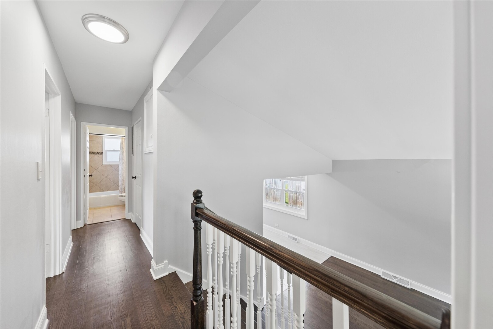 408 W Commonwealth Lane, Elmhurst, IL 60126