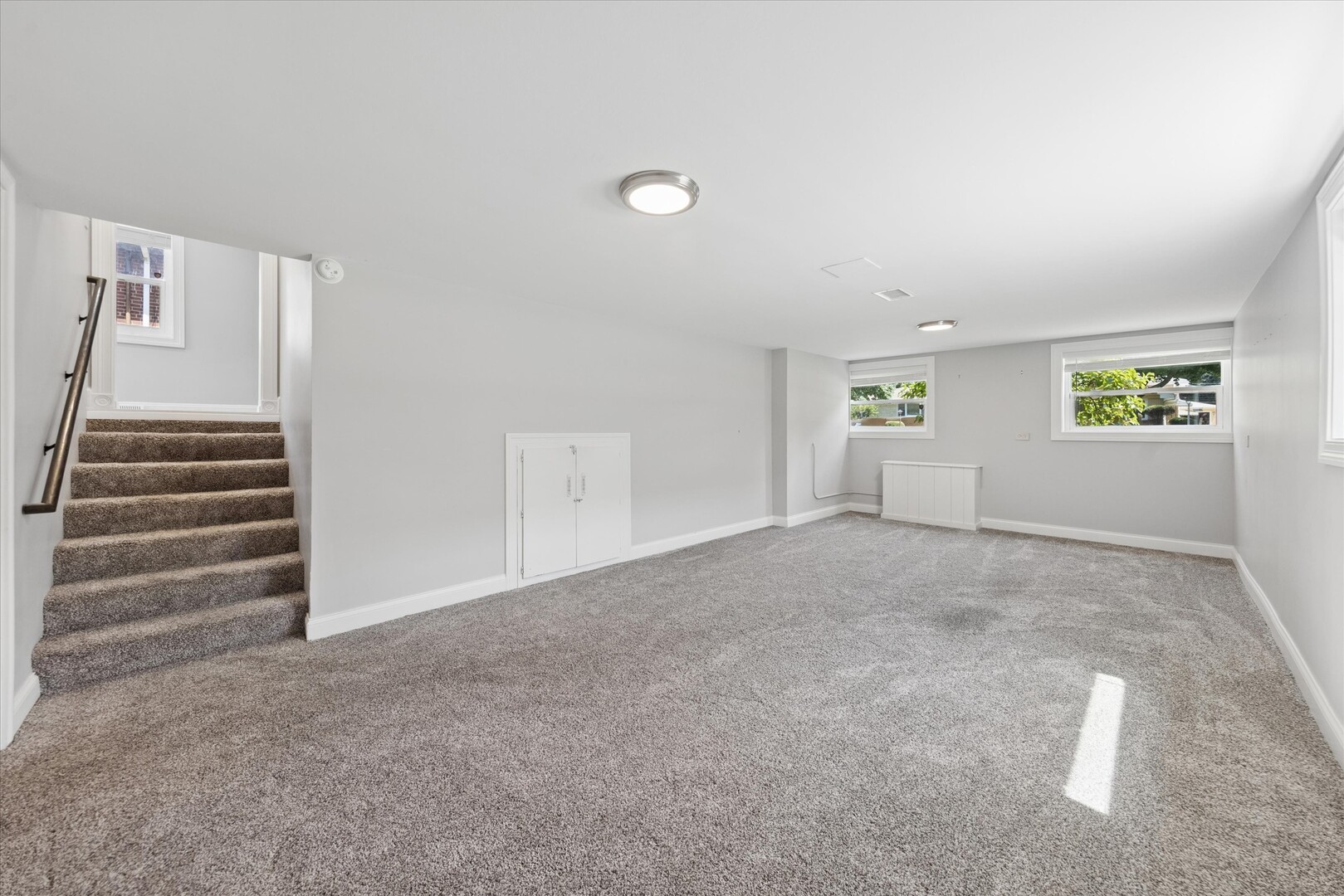408 W Commonwealth Lane, Elmhurst, IL 60126
