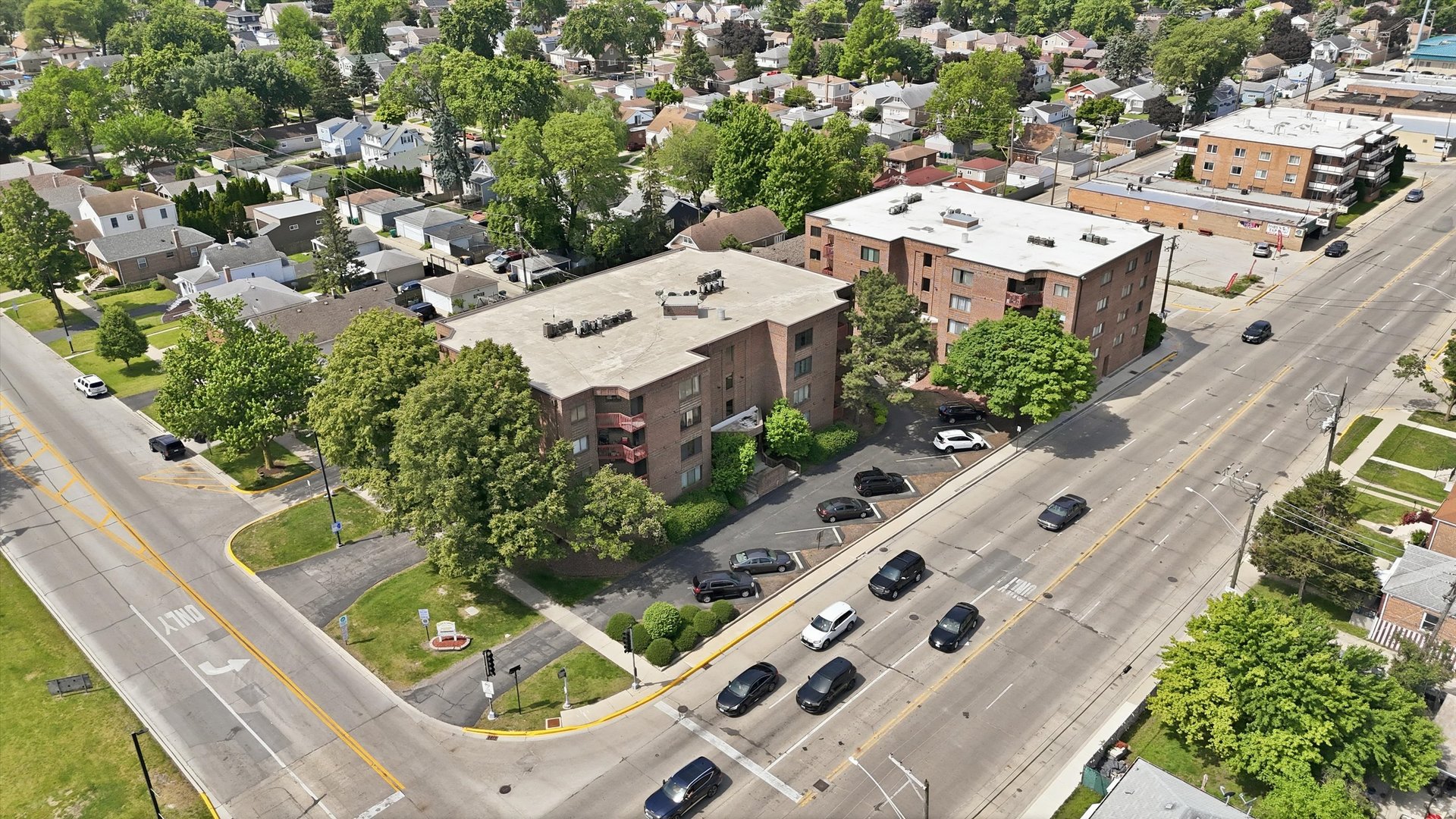 6401 Pershing Road #105, Stickney, IL 60402
