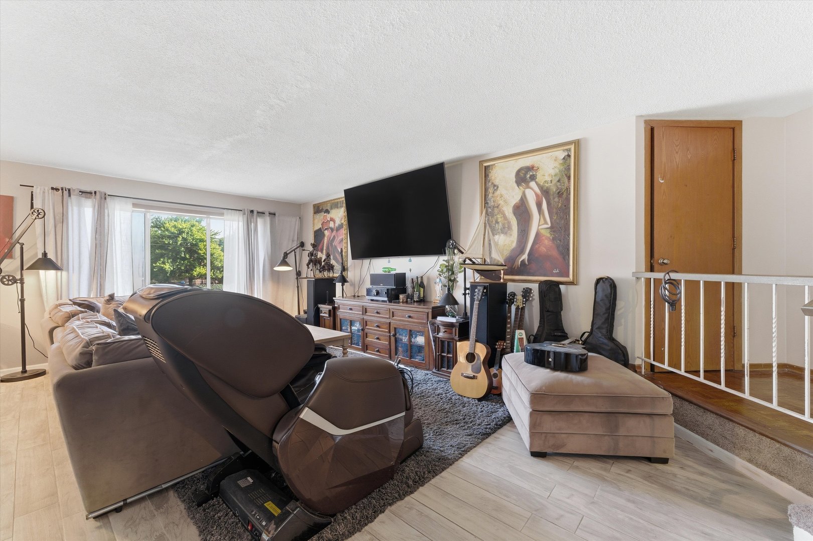 6401 Pershing Road #105, Stickney, IL 60402