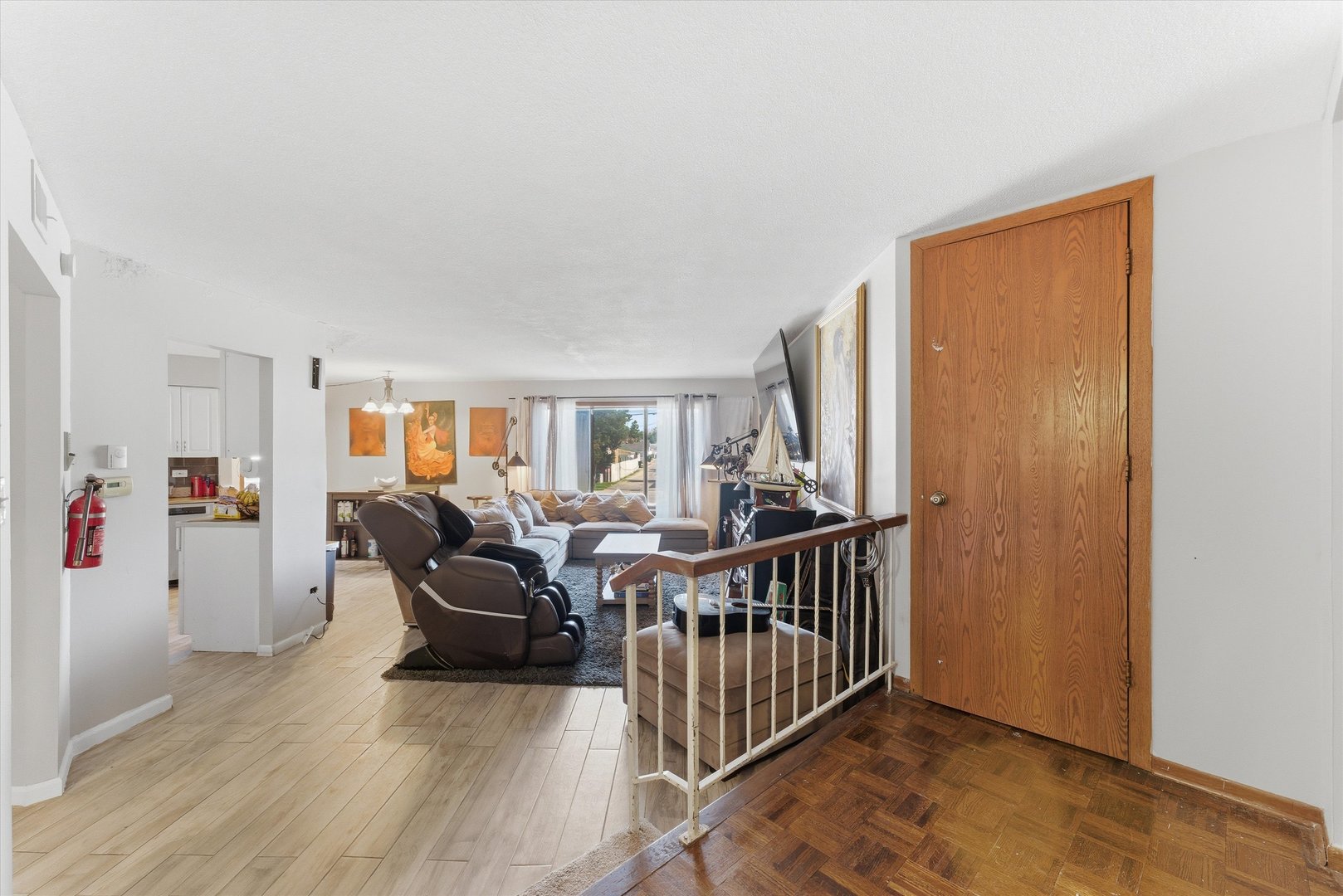 6401 Pershing Road #105, Stickney, IL 60402
