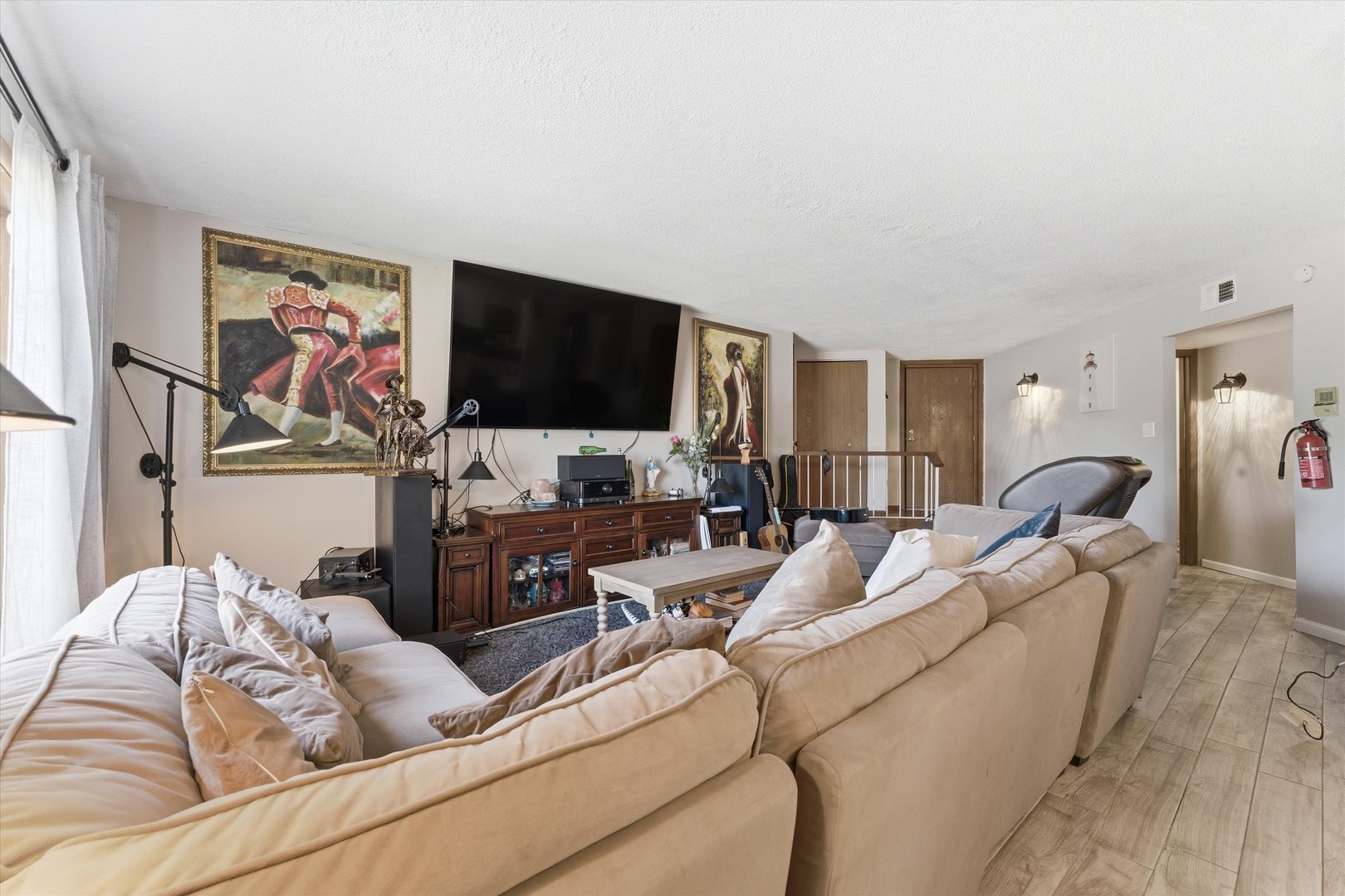 6401 Pershing Road #105, Stickney, IL 60402