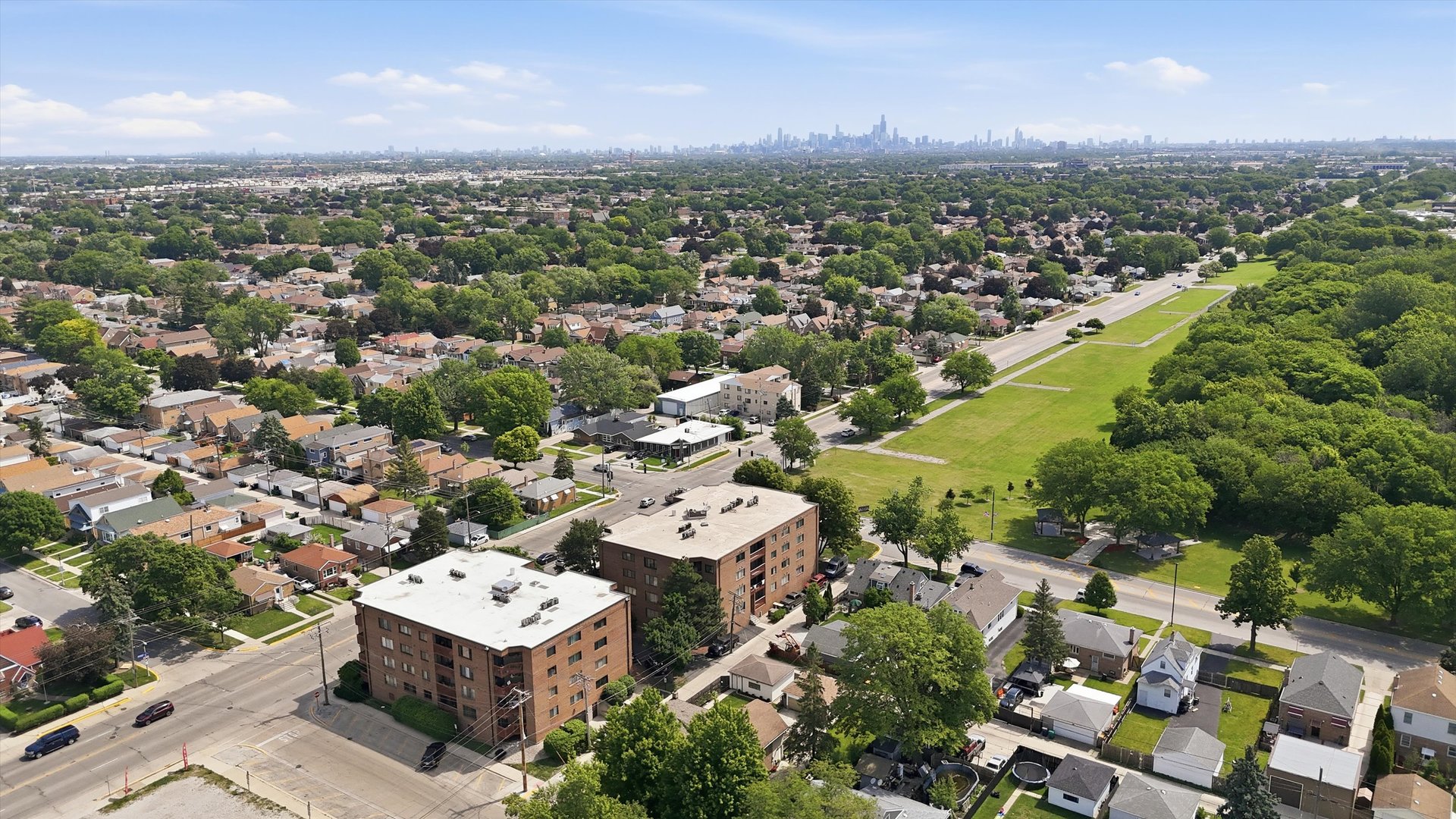 6401 Pershing Road #105, Stickney, IL 60402