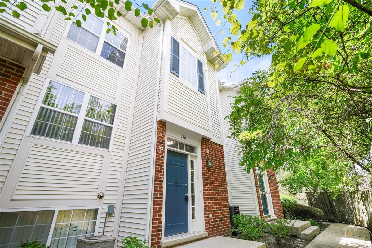 716 River Mill Parkway, Wheeling, IL 60090