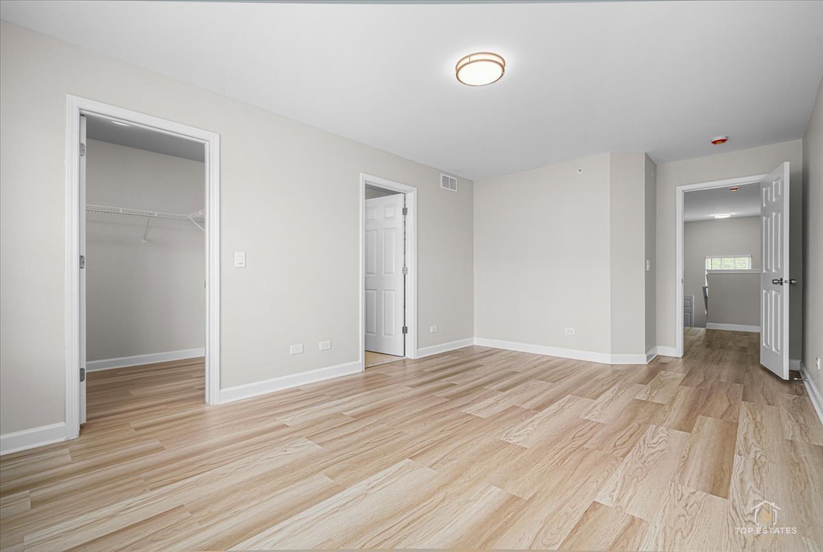 716 River Mill Parkway, Wheeling, IL 60090