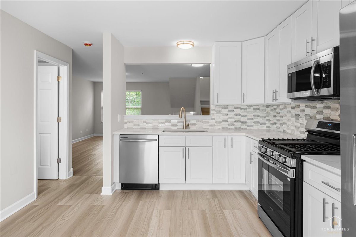 716 River Mill Parkway, Wheeling, IL 60090
