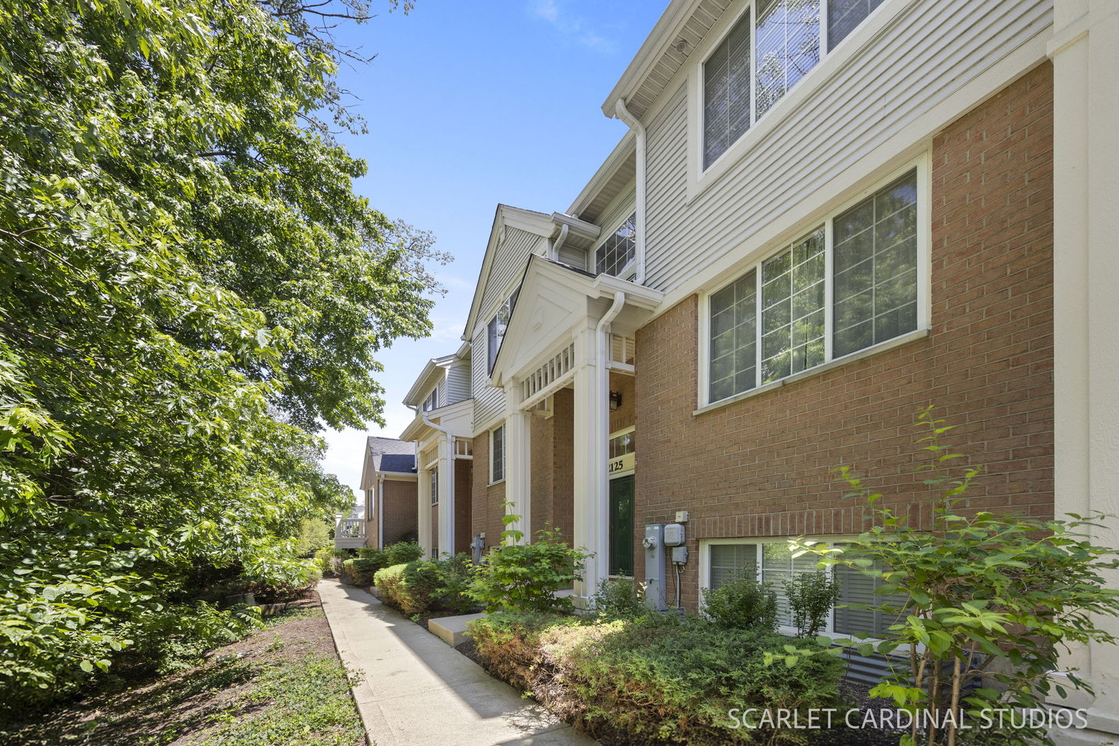 2125 W Concord Lane, Addison, IL 60101
