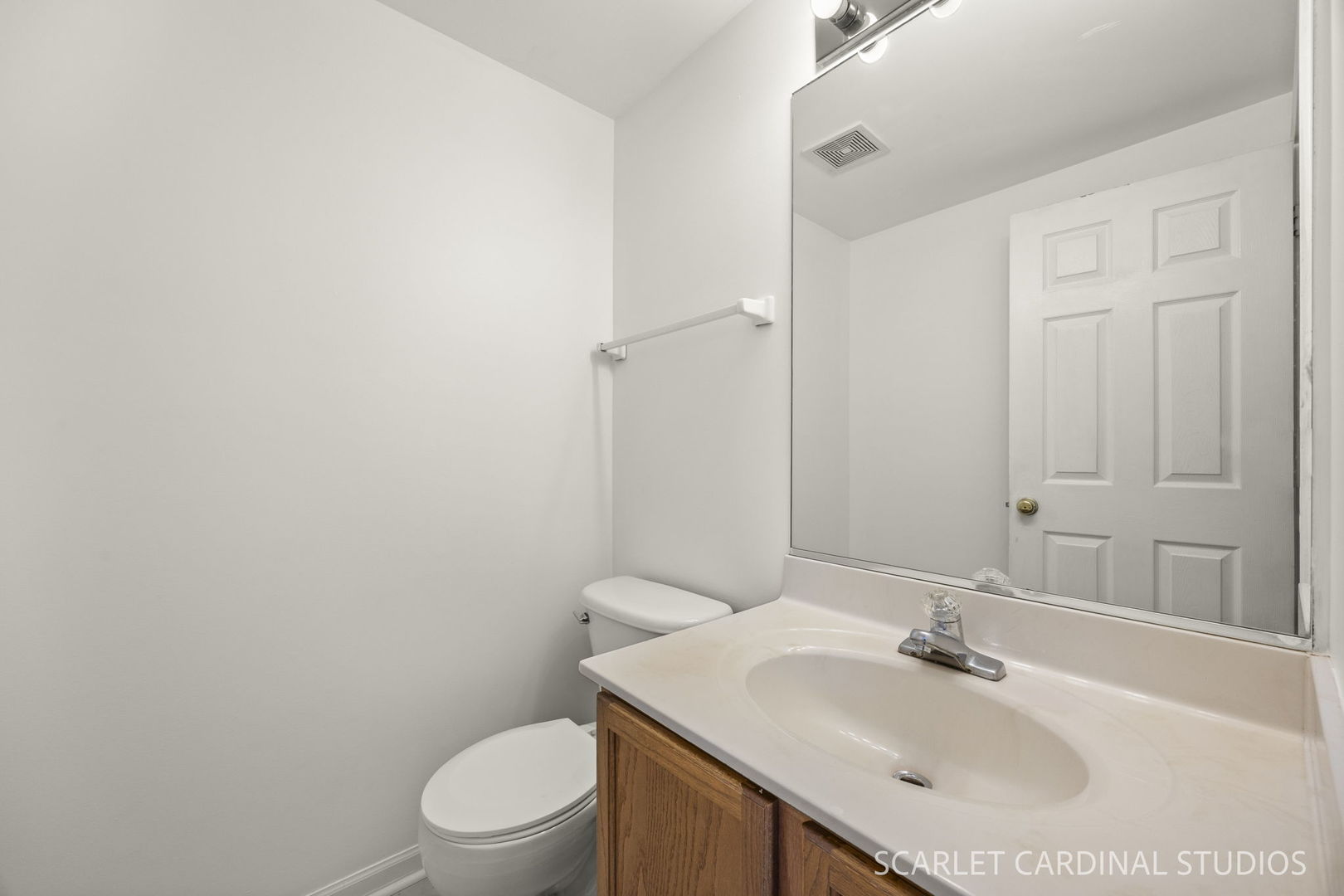 2125 W Concord Lane, Addison, IL 60101
