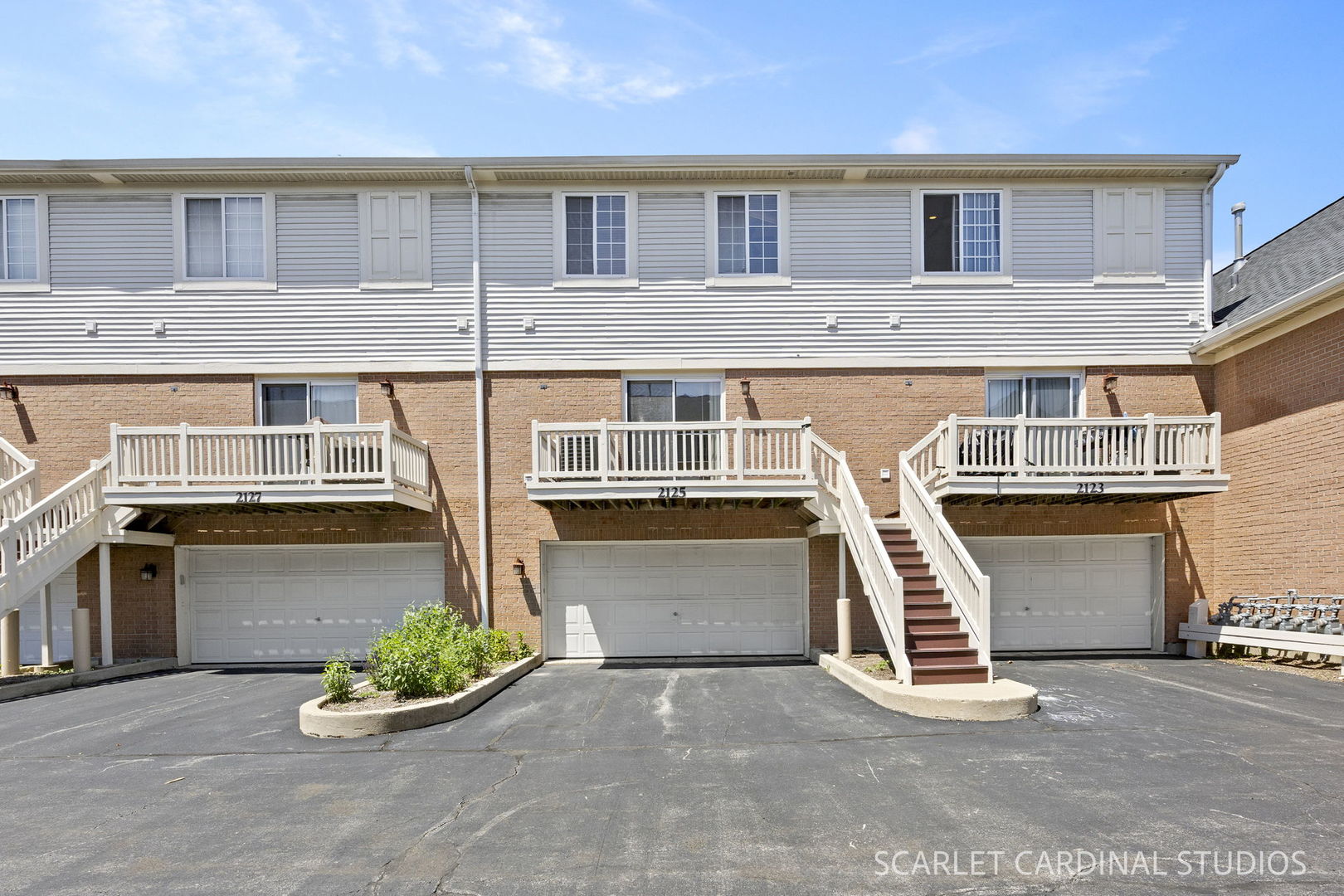 2125 W Concord Lane, Addison, IL 60101