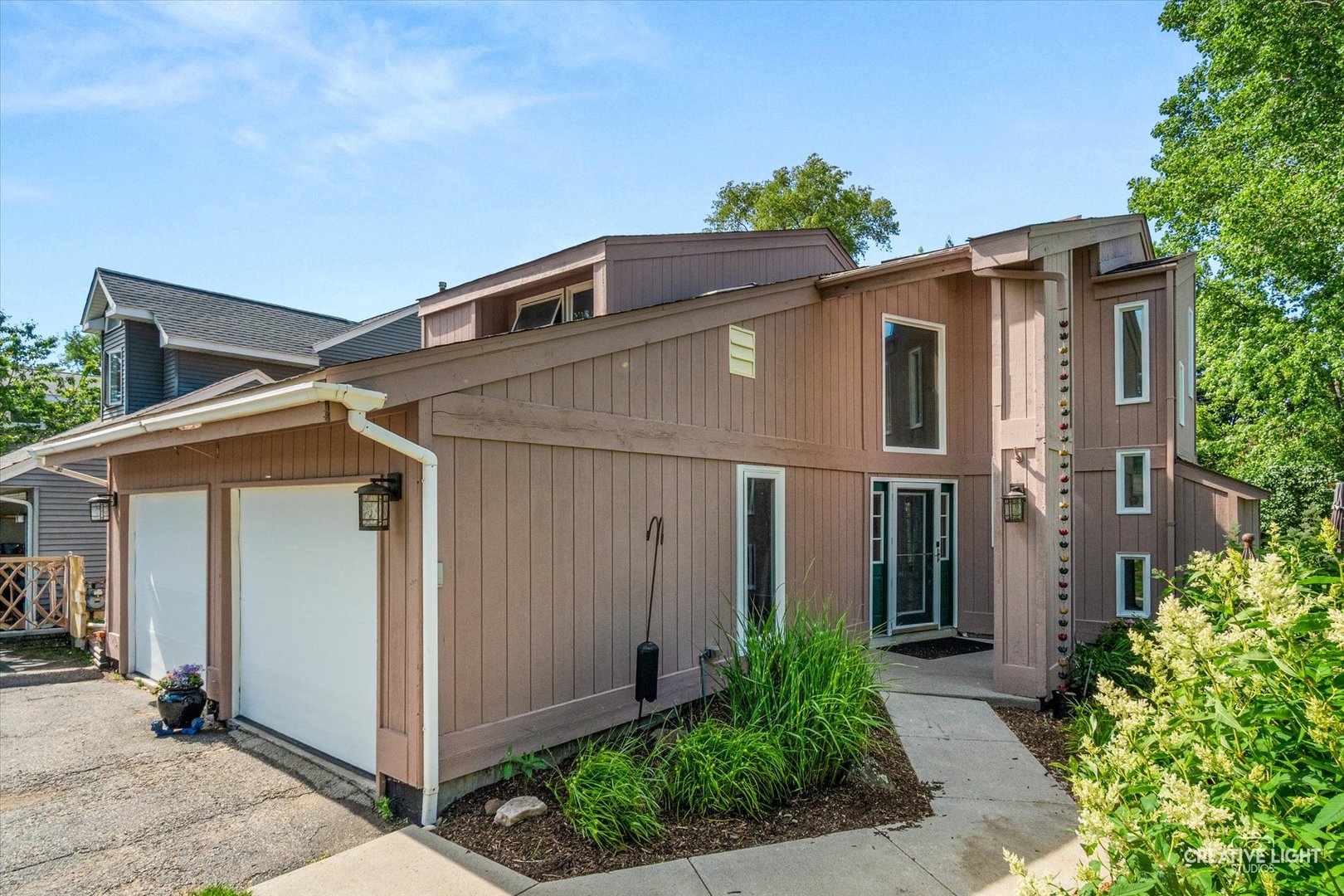 1324 Snowberry Lane, Crystal Lake, IL 60014