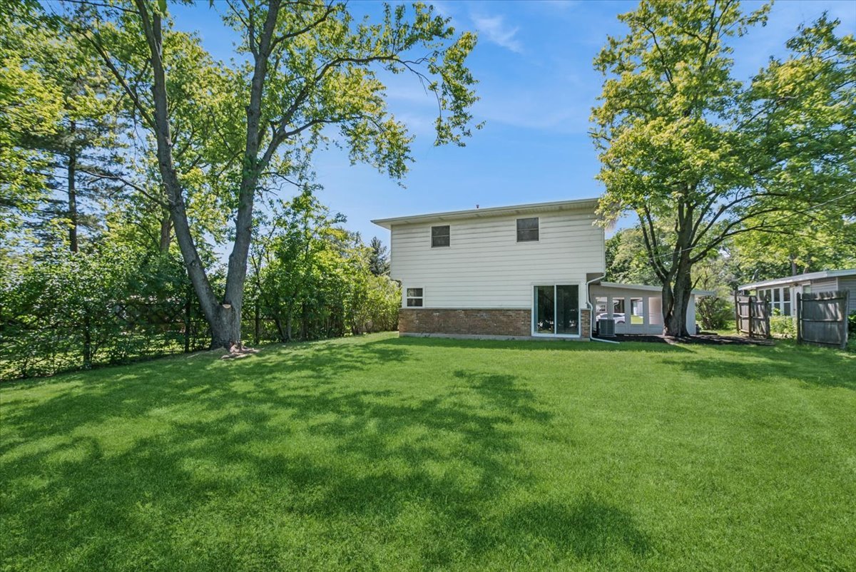 453 Tomahawk Street, Park Forest, IL 60466