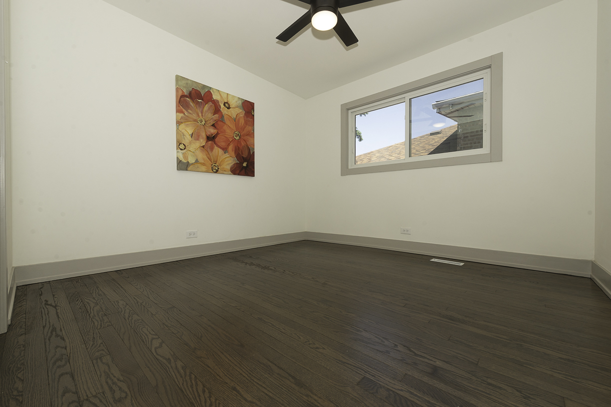 12616 S Lincoln Street, Calumet Park, IL 60827
