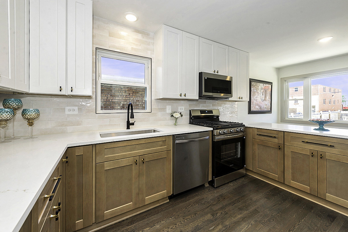 12616 S Lincoln Street, Calumet Park, IL 60827