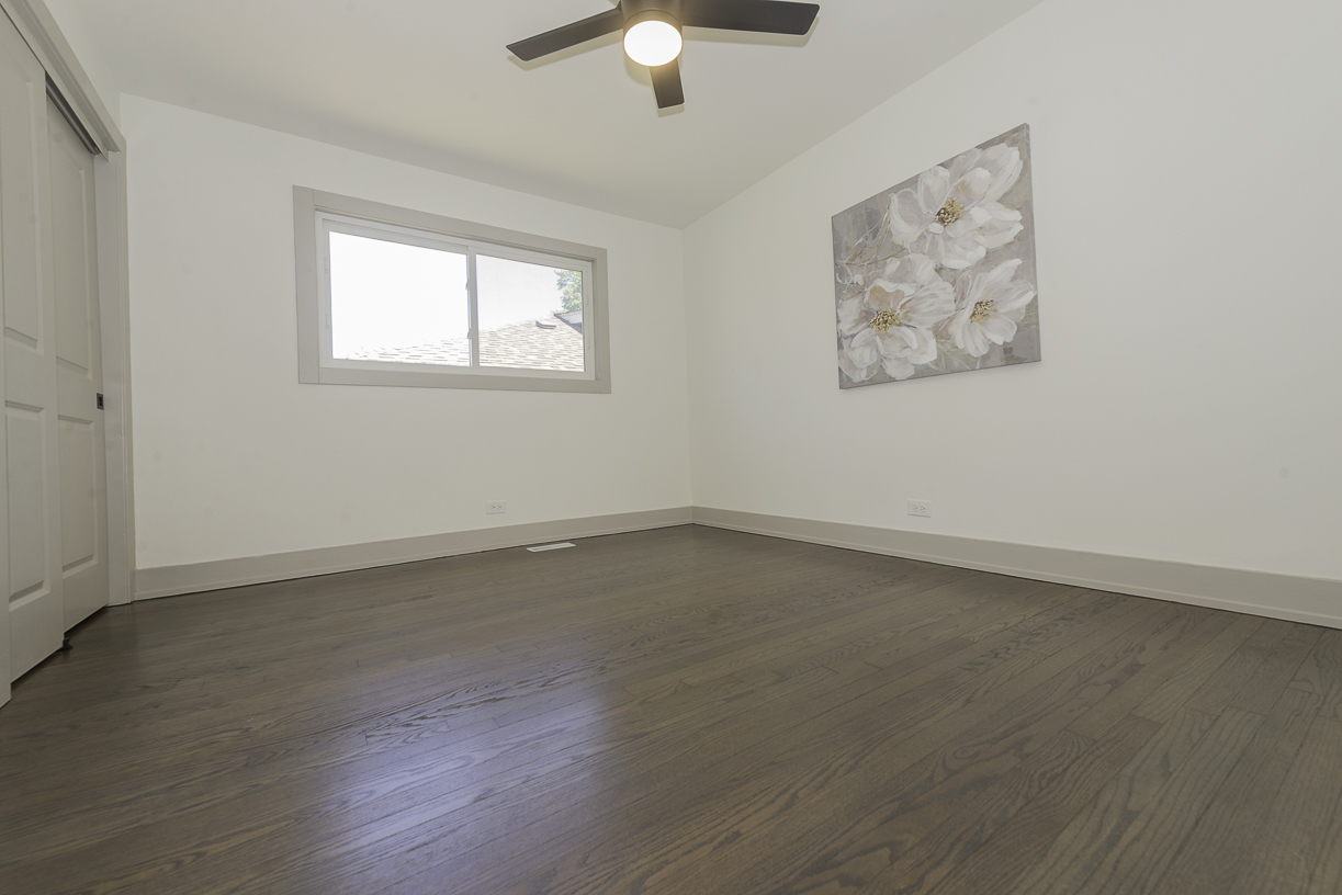 12616 S Lincoln Street, Calumet Park, IL 60827