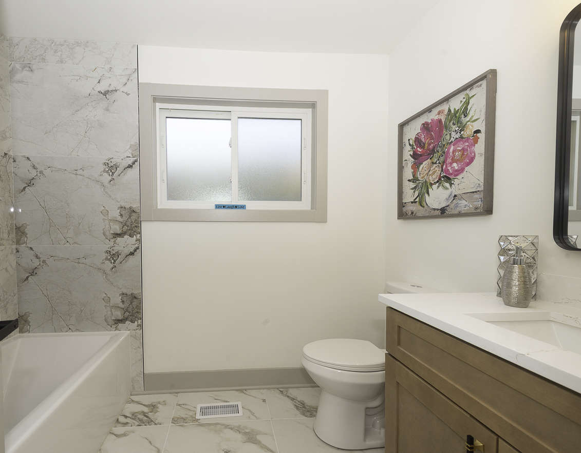 12616 S Lincoln Street, Calumet Park, IL 60827