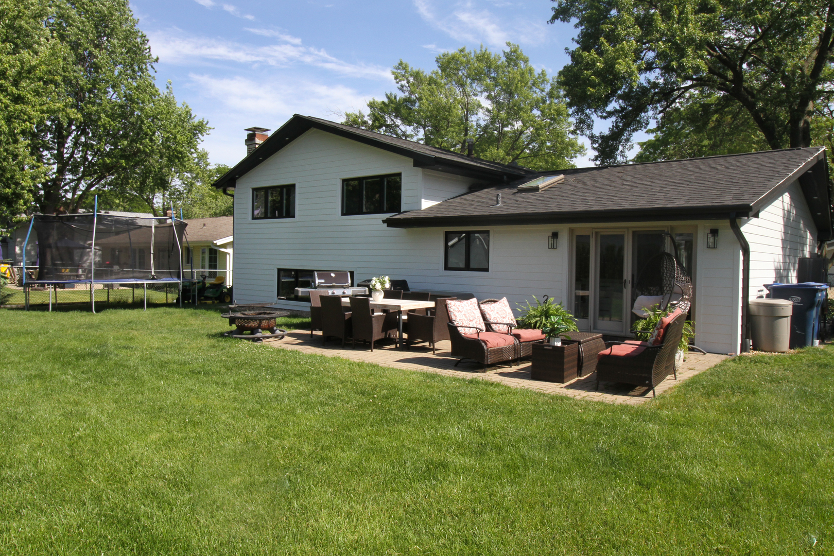 326 MILAN Court, Schaumburg, IL 60193