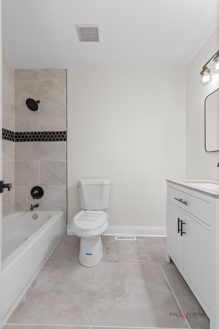 14739 Maple Avenue, Orland Park, IL 60462