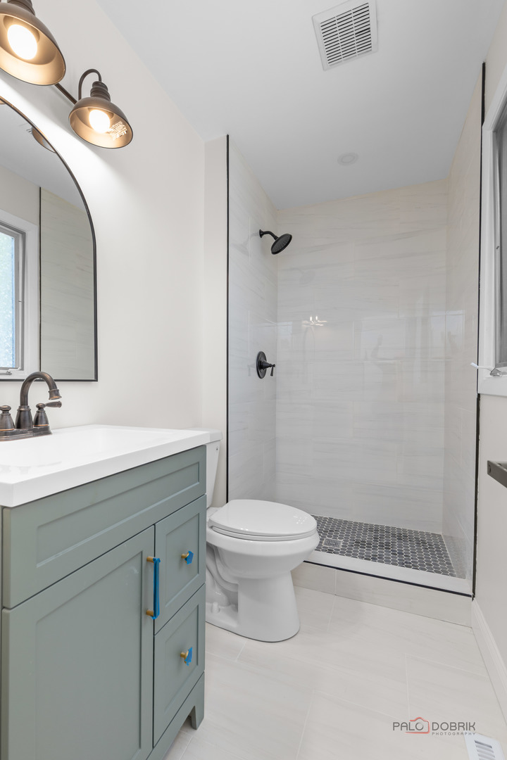 14739 Maple Avenue, Orland Park, IL 60462