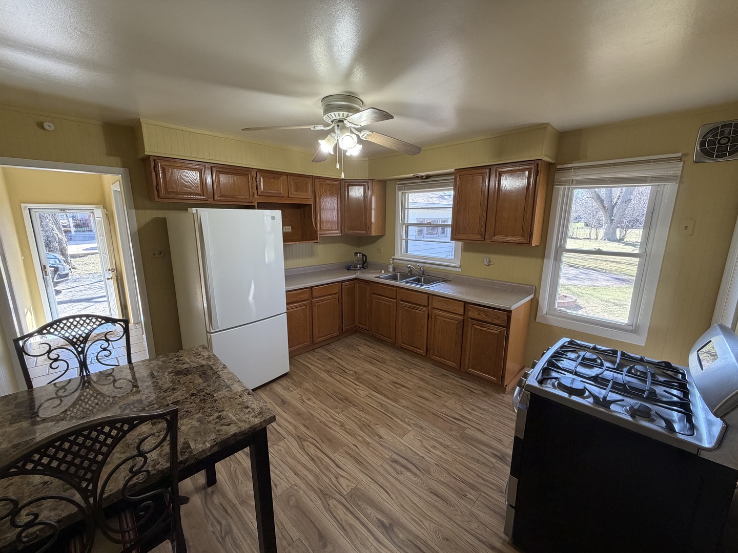 6306 Western Avenue, Willowbrook, IL 60527