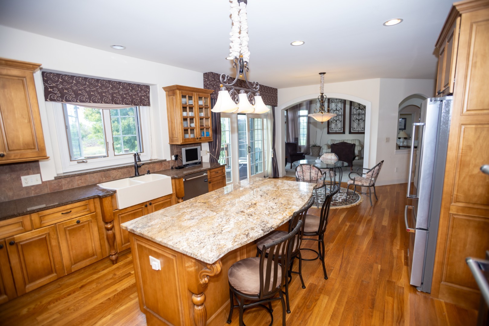 7542 Thornhill Court, Yorkville, IL 60560