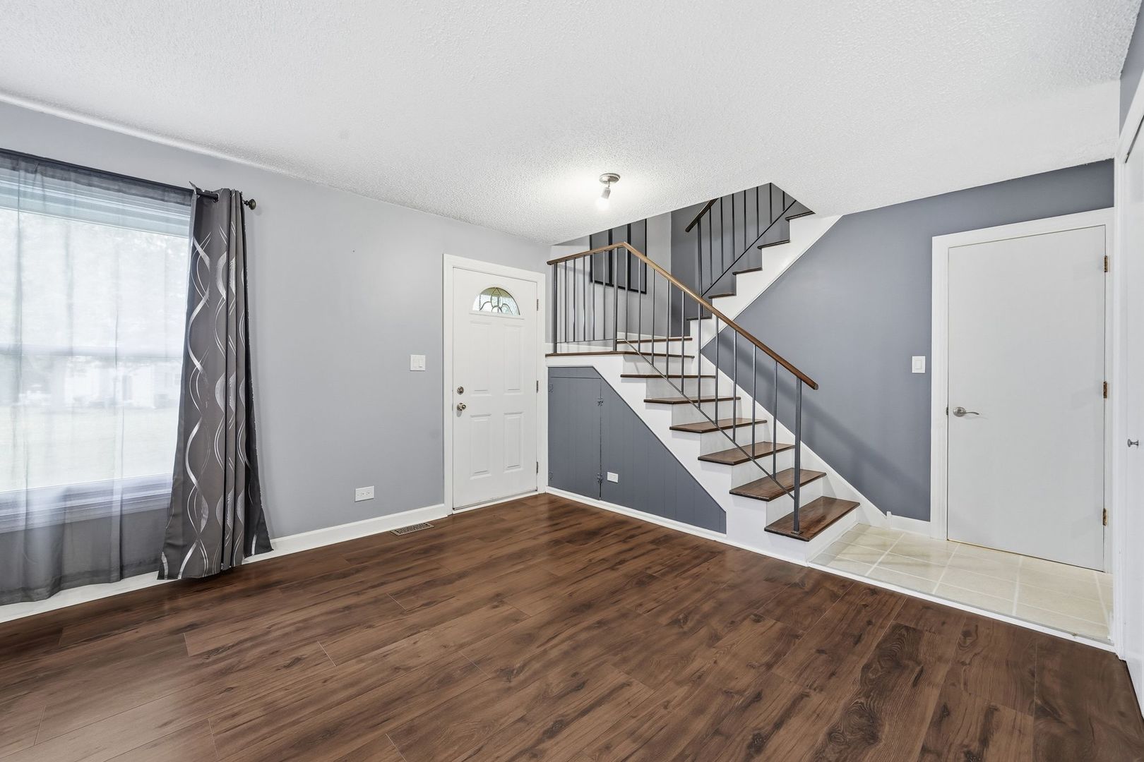 15348 Meadow Court #D, Oak Forest, IL 60452