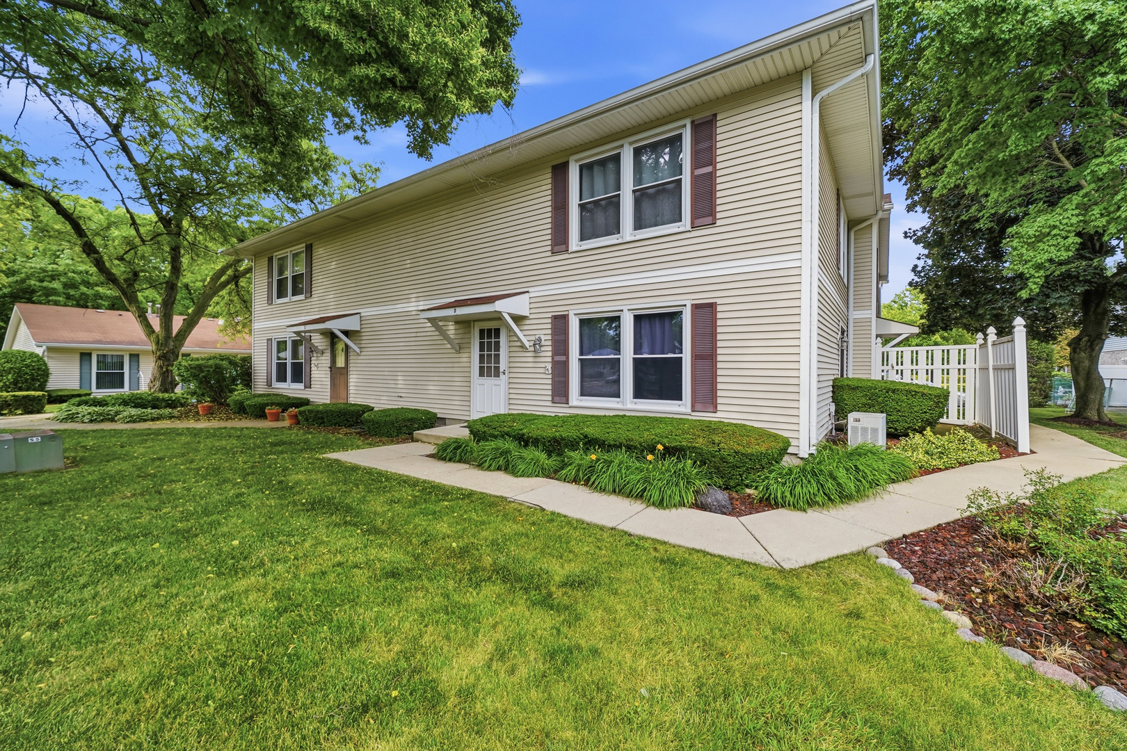 15348 Meadow Court #D, Oak Forest, IL 60452
