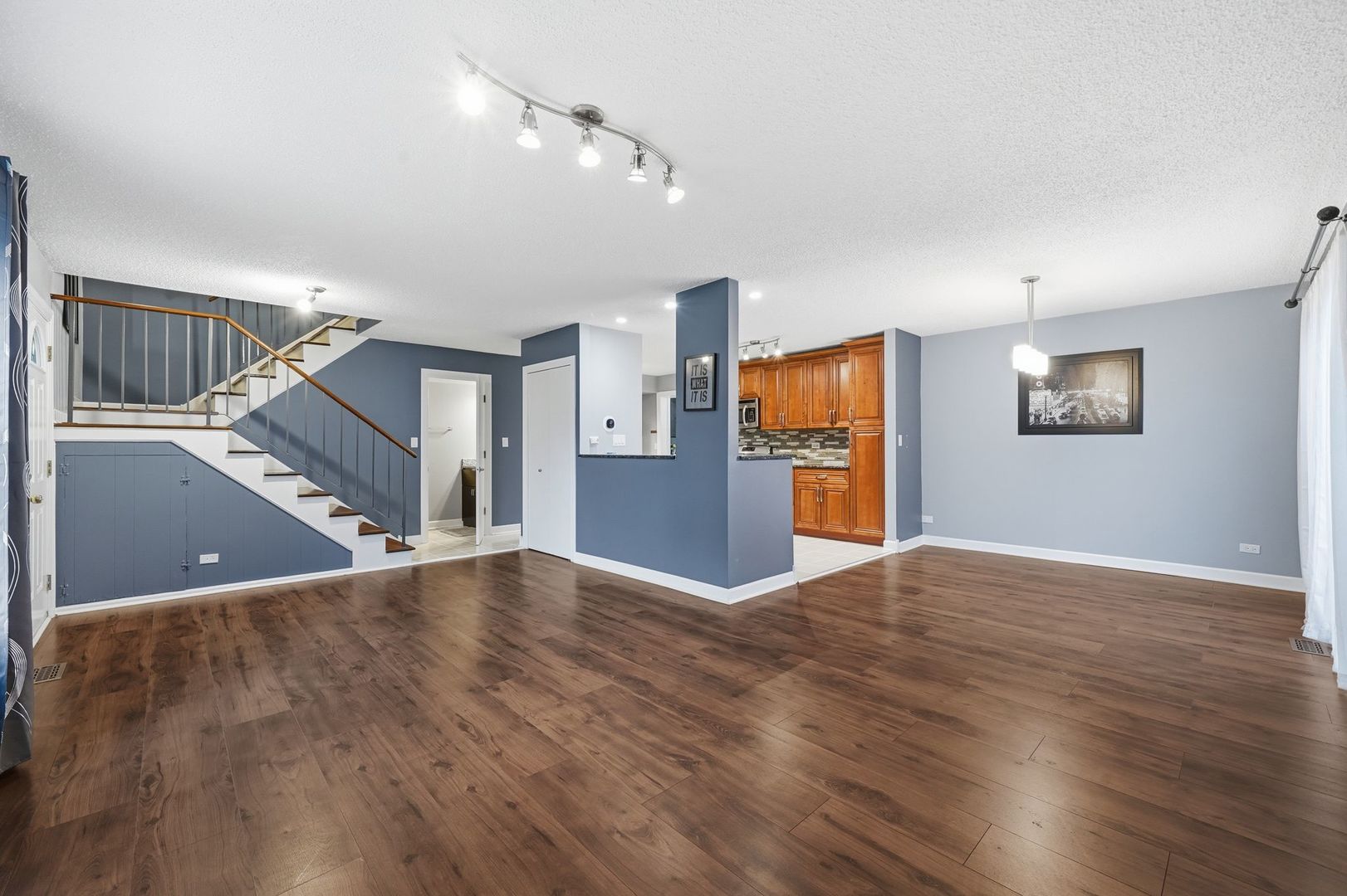 15348 Meadow Court #D, Oak Forest, IL 60452