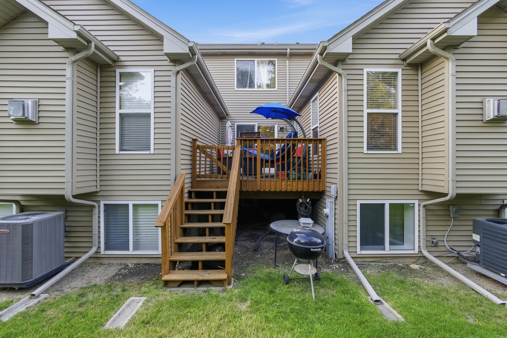 1447 Mackenzie Lane, Elgin, IL 60120