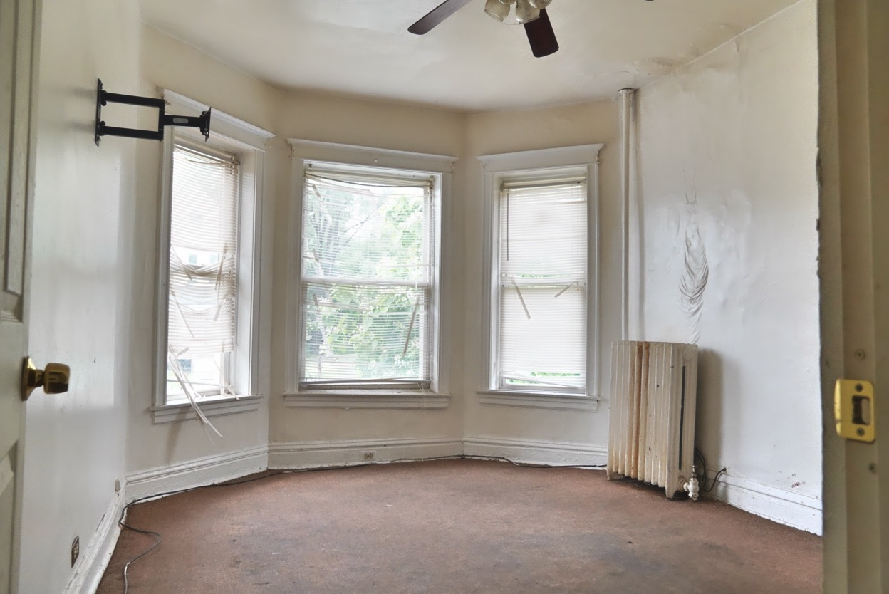 7321 S Stewart Avenue, Chicago, IL 60621