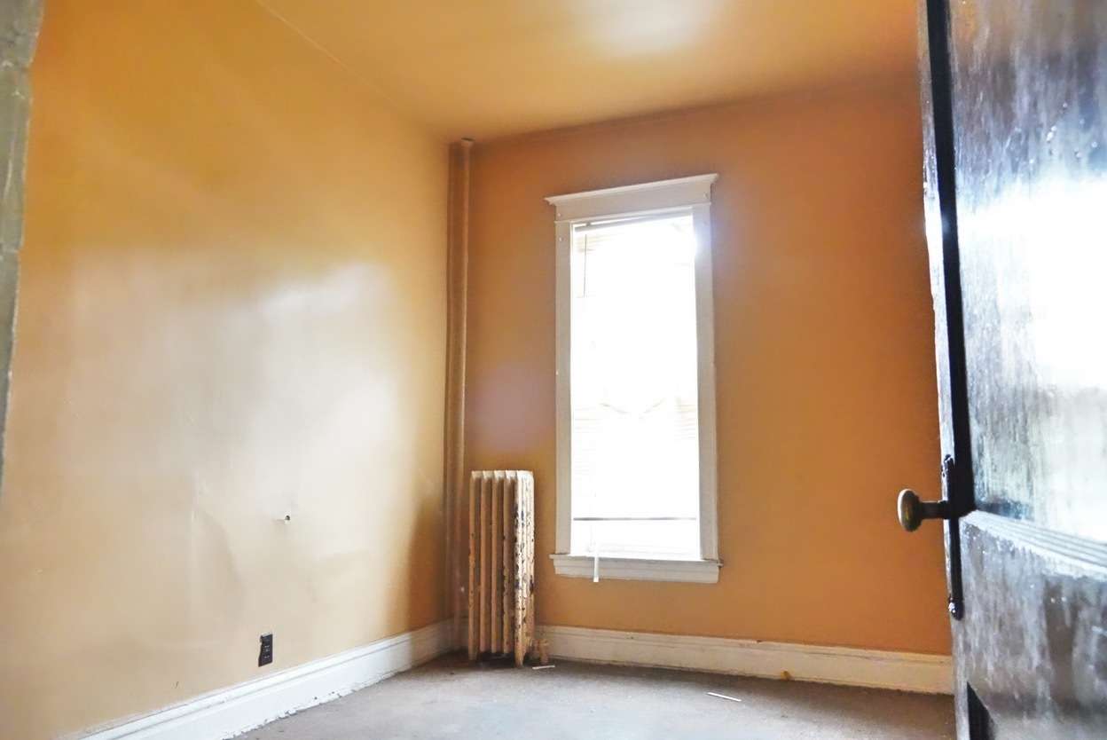 7321 S Stewart Avenue, Chicago, IL 60621