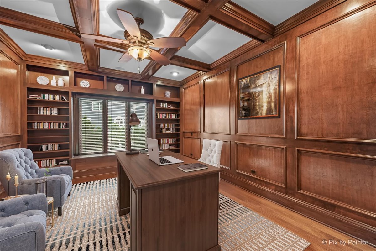 434 W Benton Avenue, Naperville, IL 60540