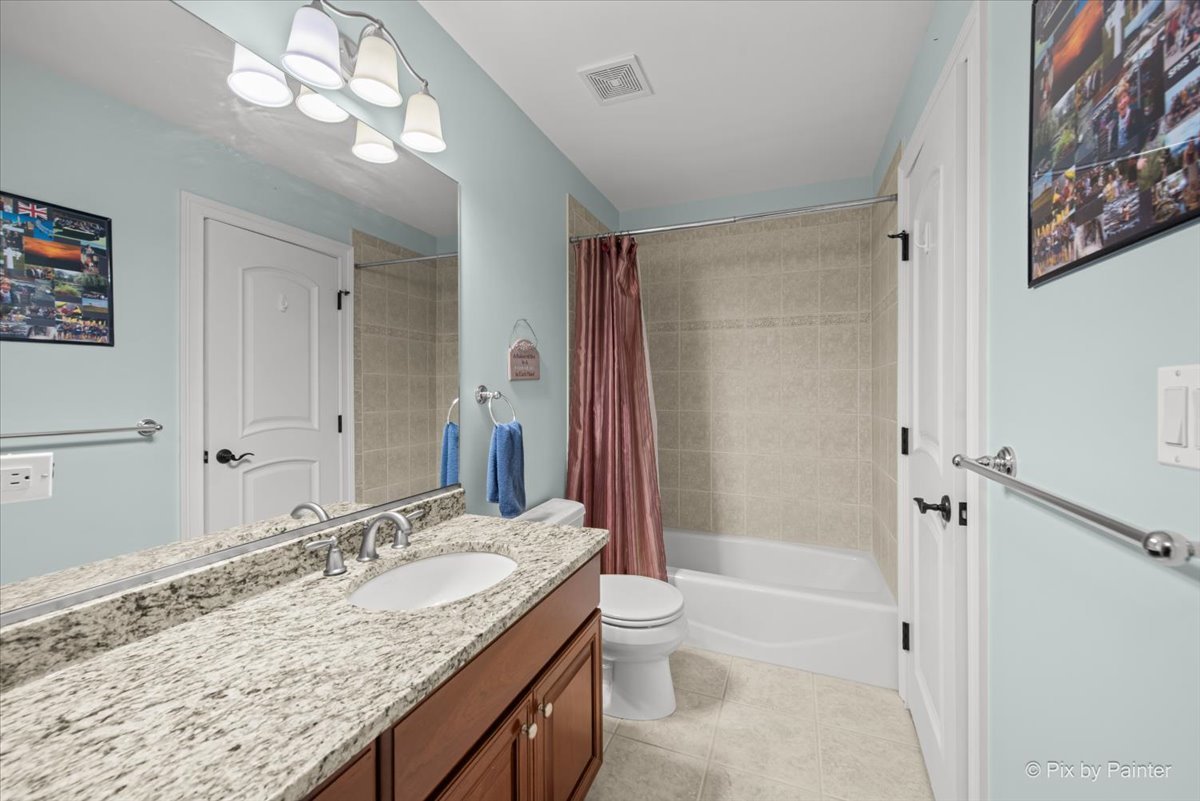 434 W Benton Avenue, Naperville, IL 60540