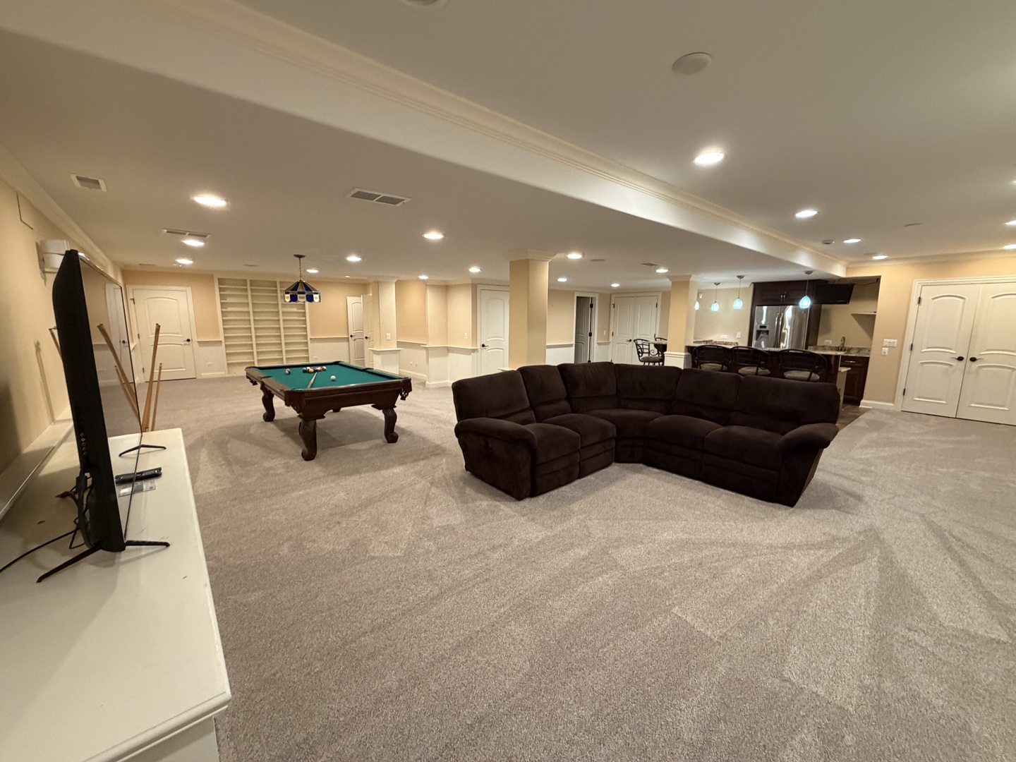 434 W Benton Avenue, Naperville, IL 60540