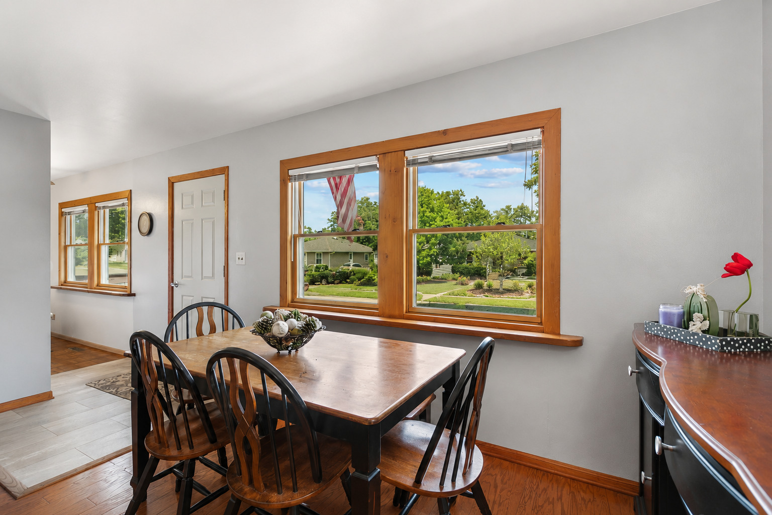 1518 Ridgeway Street, Round Lake Beach, IL 60073