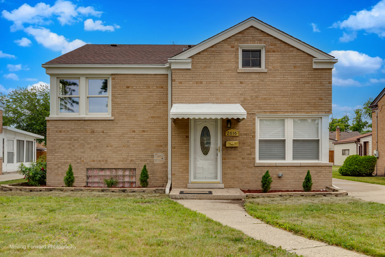 2616 S 11th Avenue, Broadview, IL 60155