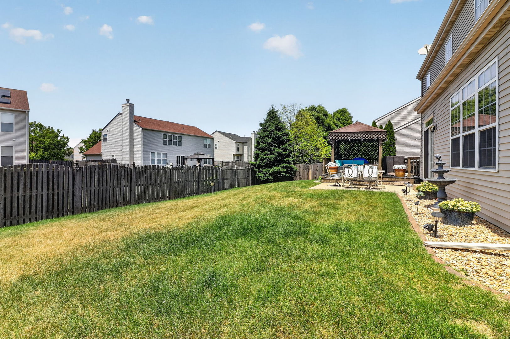 395 S Palmer Drive, Bolingbrook, IL 60490