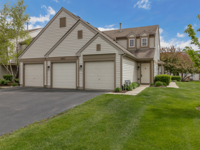 2607 Sheehan Court #201, Naperville, IL 60564