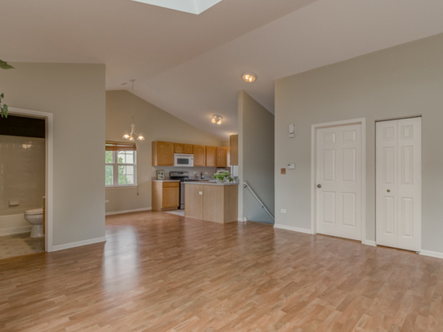 2607 Sheehan Court #201, Naperville, IL 60564