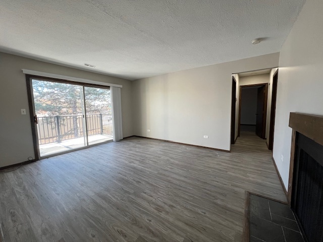 7030 Barrington Court #204, Woodridge, IL 60517