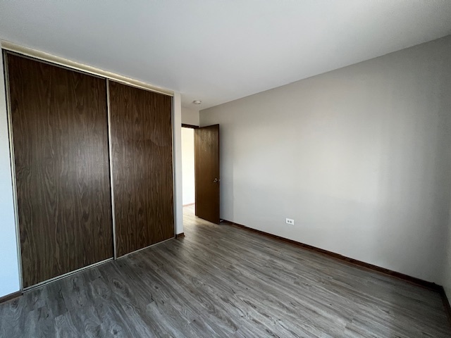 7030 Barrington Court #204, Woodridge, IL 60517